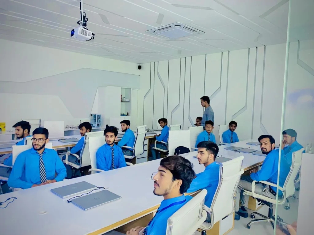 CIT students visit Future Lab
